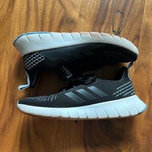 Adidas Cloudfoam Tennis Shoes